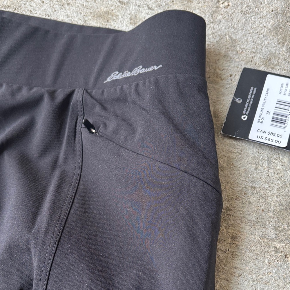 Eddie Bauer Women's Black Incline Utility Joggers - Picture 5 of 12